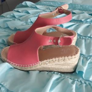 Cute, cute, cute!!  Wedges